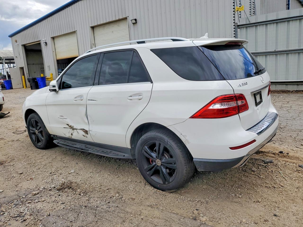 2015 MERCEDES-BENZ ML 350 — Фото 2 из 12