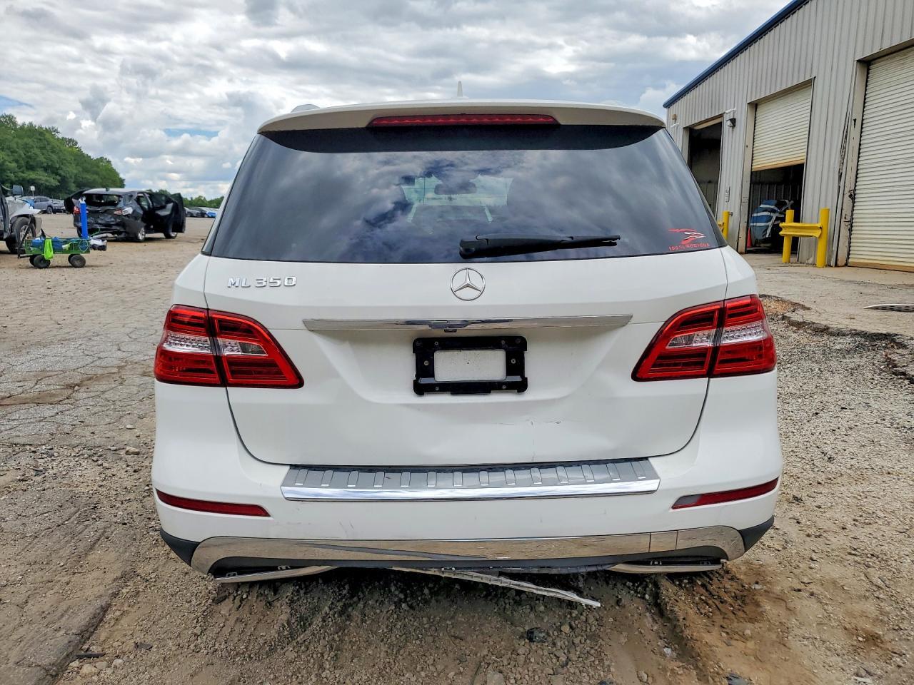 2015 MERCEDES-BENZ ML 350 — Фото 6 из 12