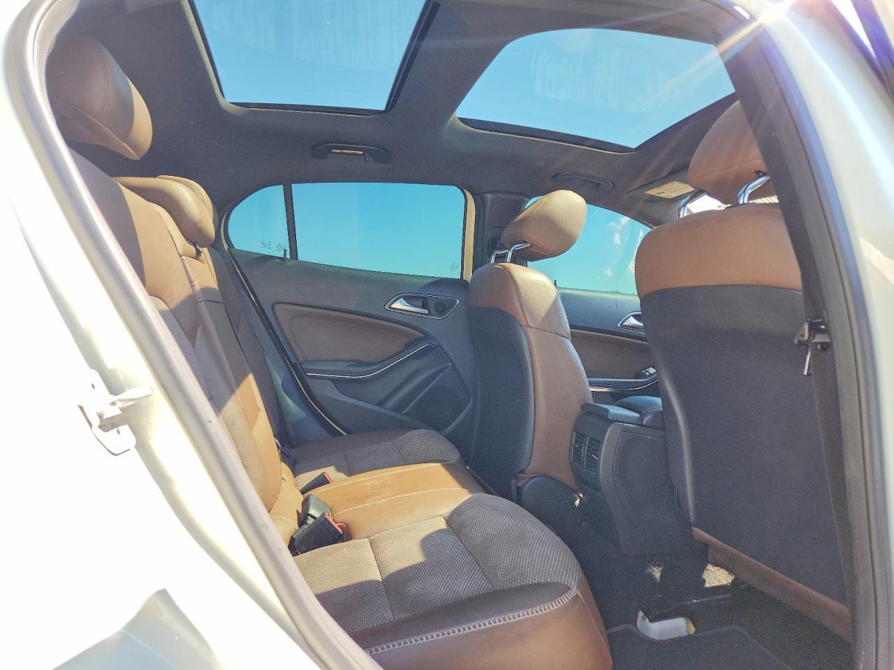 2015 MERCEDES-BENZ GLA 250 4MATIC — Фото 11 из 13