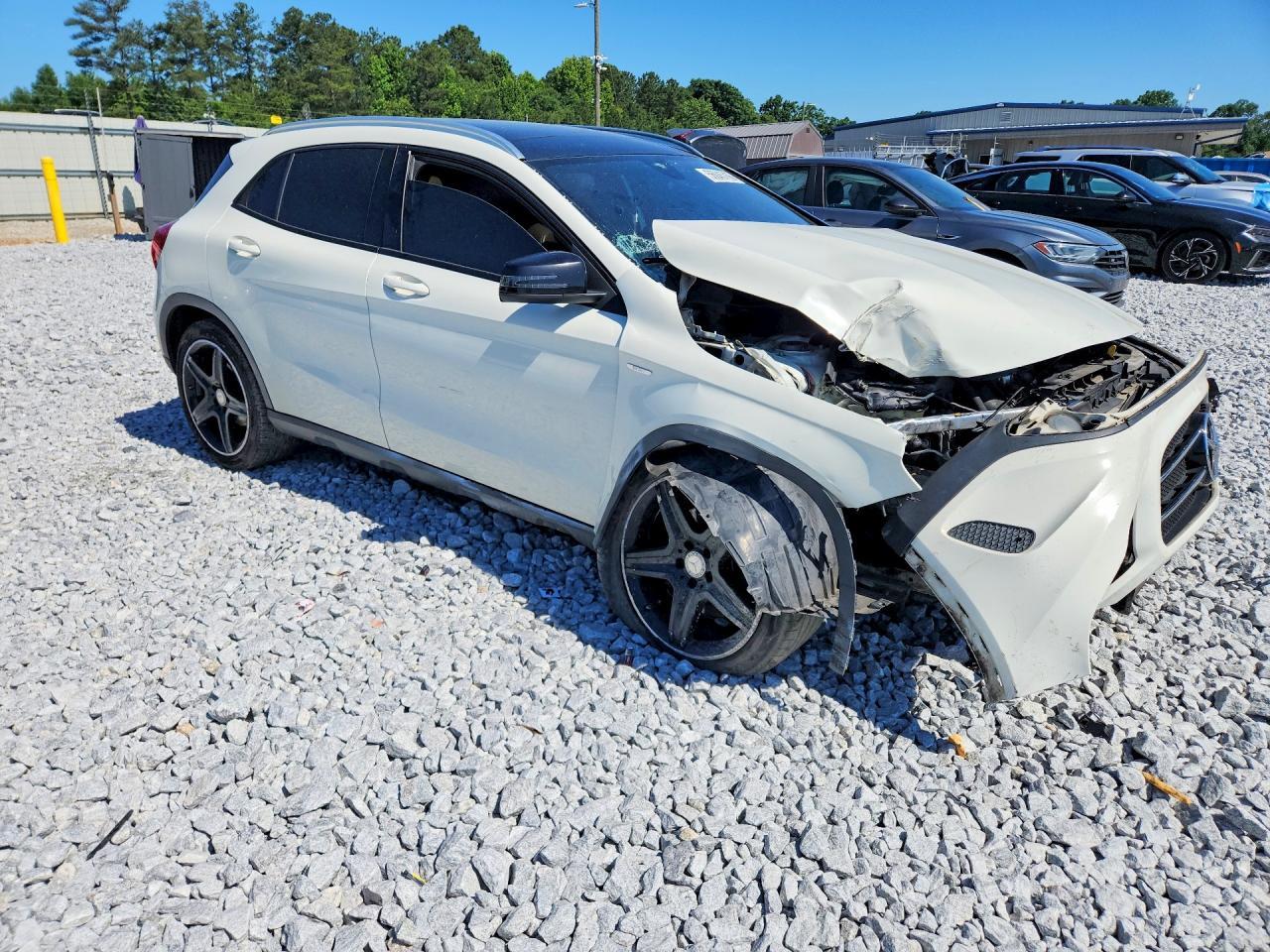 2015 MERCEDES-BENZ GLA 250 4MATIC — Фото 4 из 13