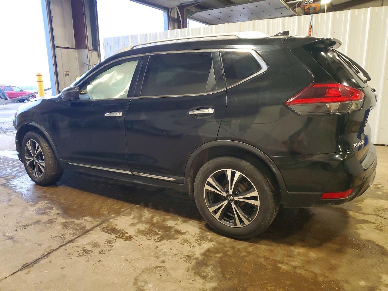 2018 NISSAN ROGUE SL — Фото 2 из 12