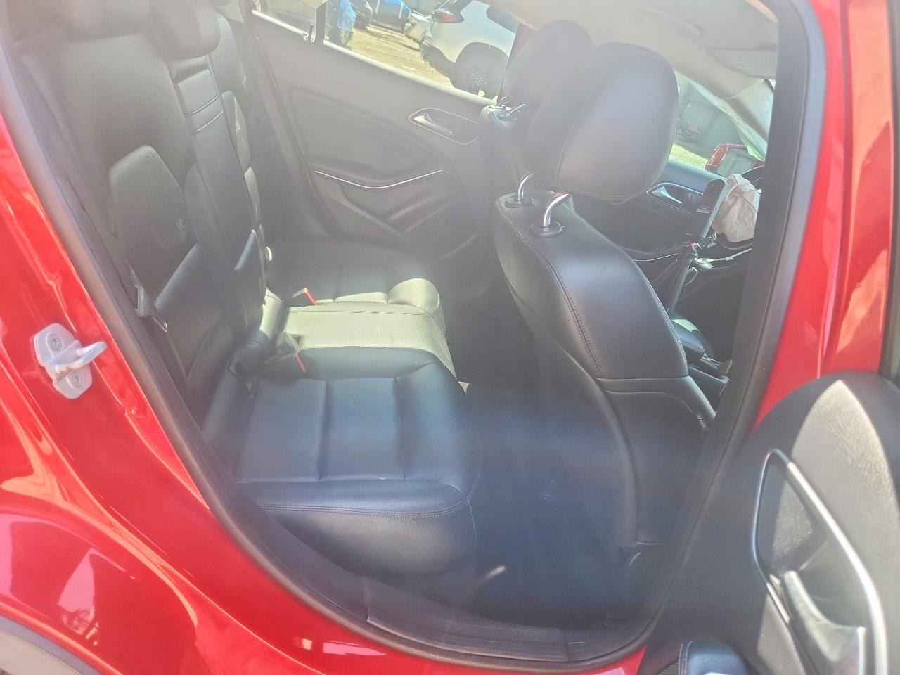 2015 MERCEDES-BENZ GLA 250 4MATIC — Фото 11 из 14