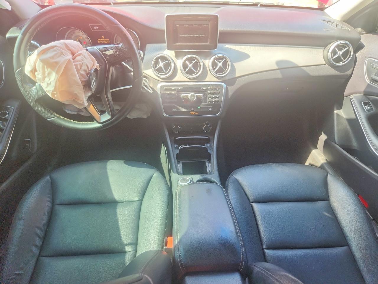 2015 MERCEDES-BENZ GLA 250 4MATIC — Фото 8 из 14