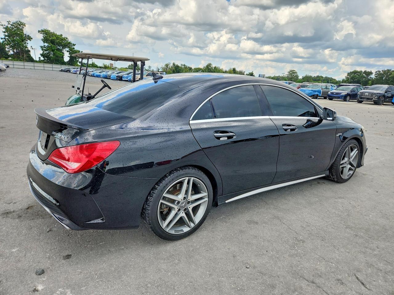2015 MERCEDES-BENZ CLA 45 AMG — Фото 3 из 12