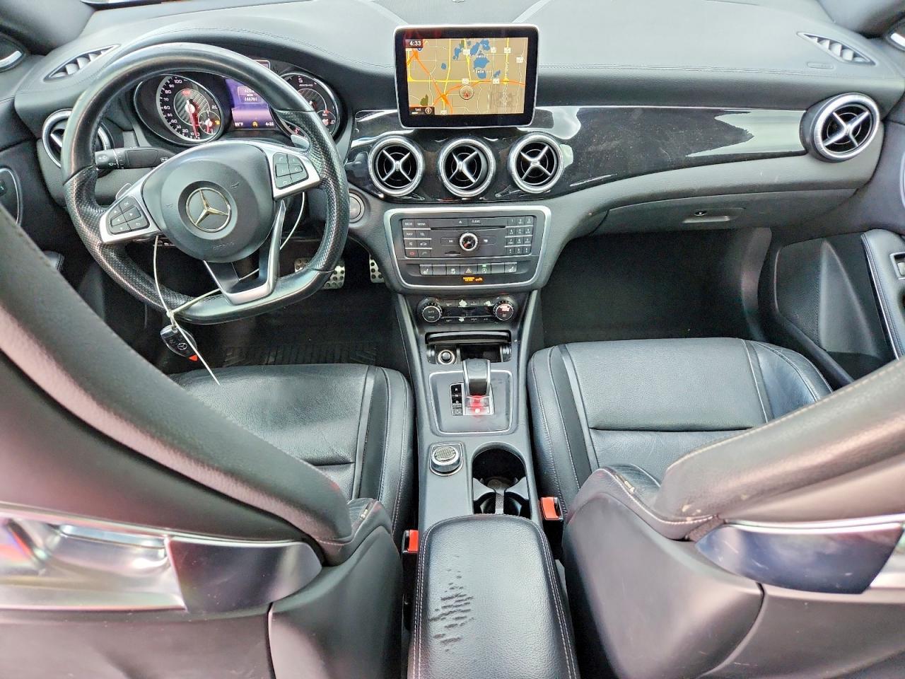 2015 MERCEDES-BENZ CLA 45 AMG — Фото 8 из 12