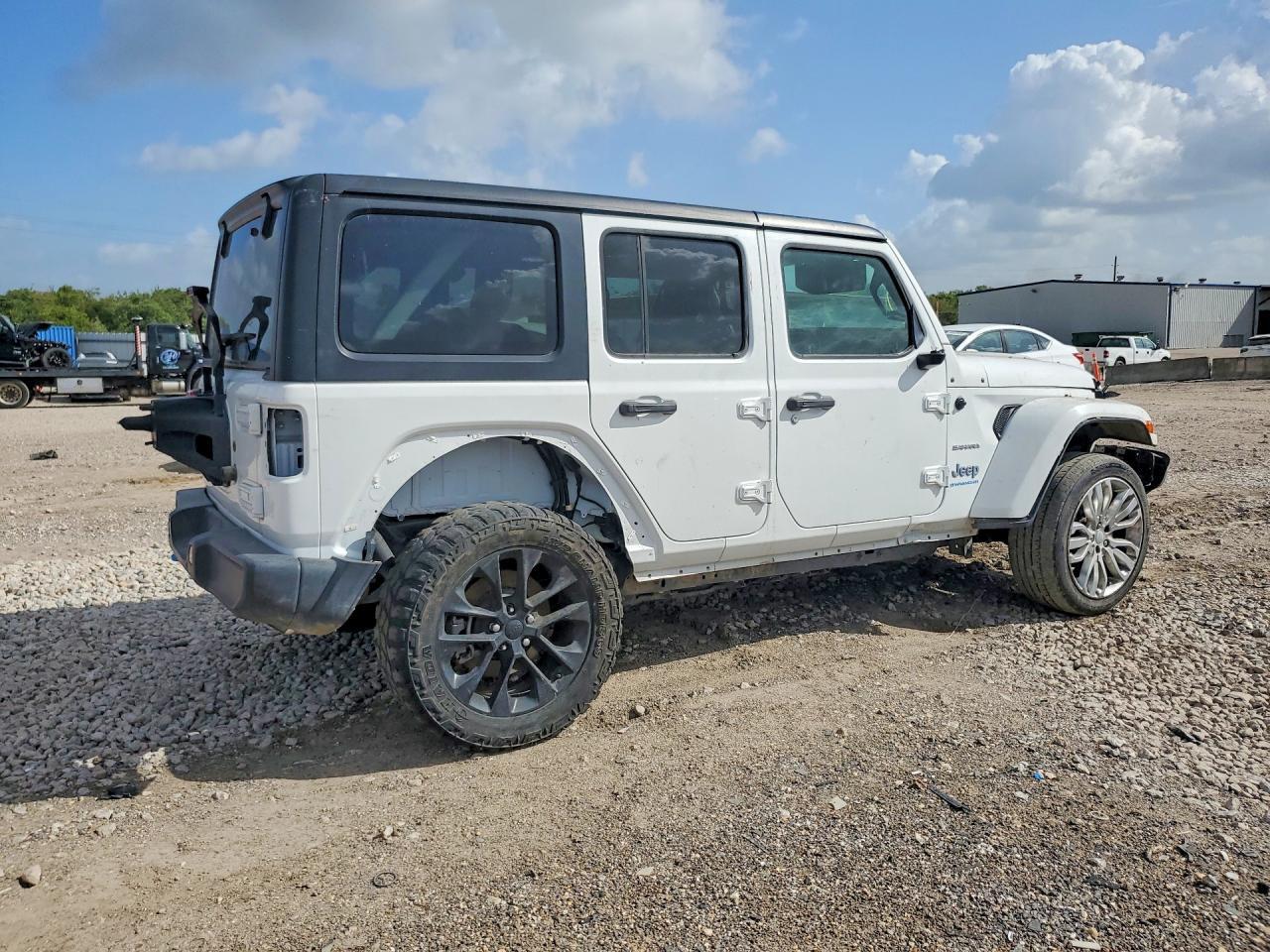 2023 JEEP WRANGLER — Фото 3 из 12