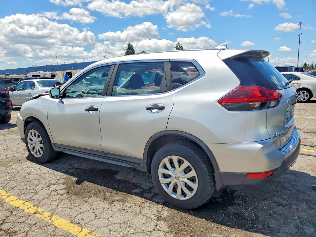 2018 NISSAN ROGUE S — Фото 2 из 14
