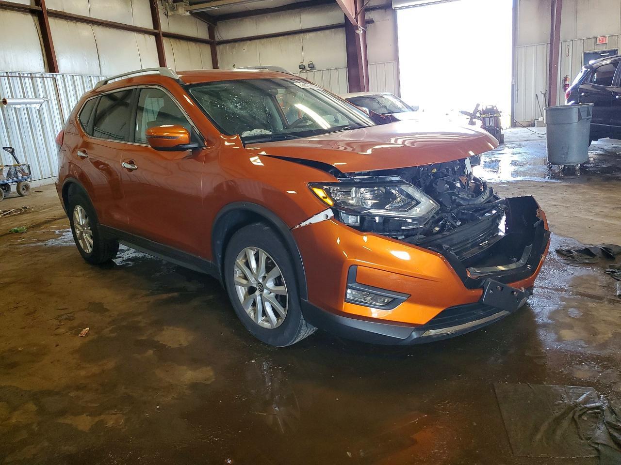 2018 NISSAN ROGUE SV — Фото 4 из 12