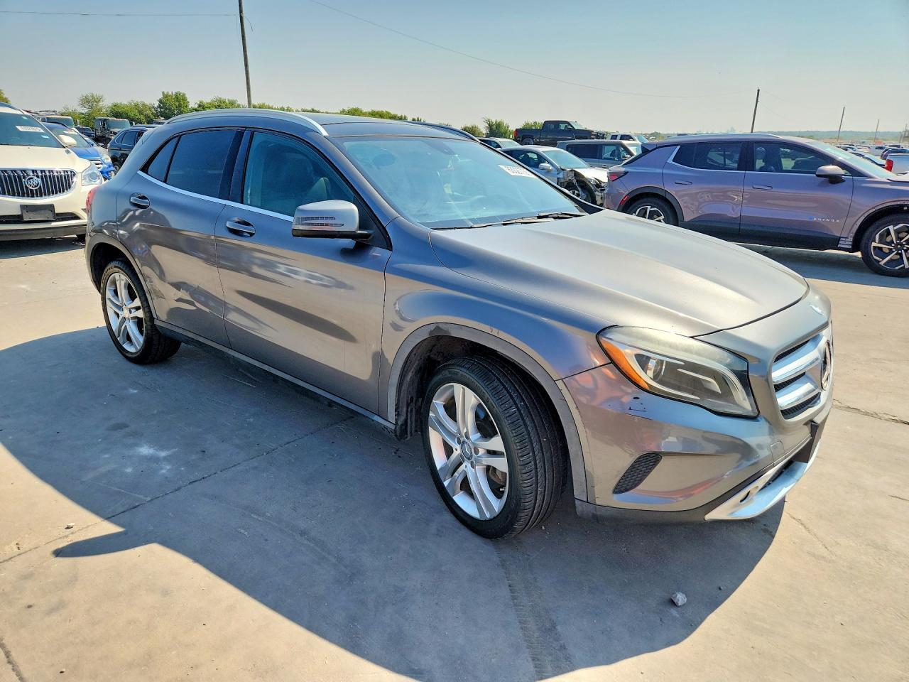 2015 MERCEDES-BENZ GLA 250 4MATIC — Фото 4 из 12