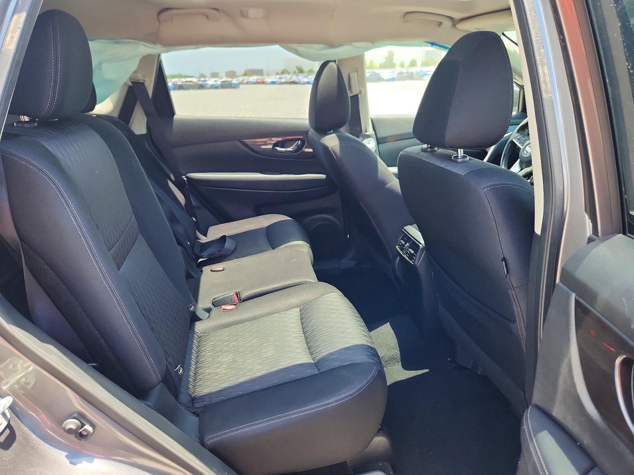 2018 NISSAN ROGUE SV — Фото 11 из 13