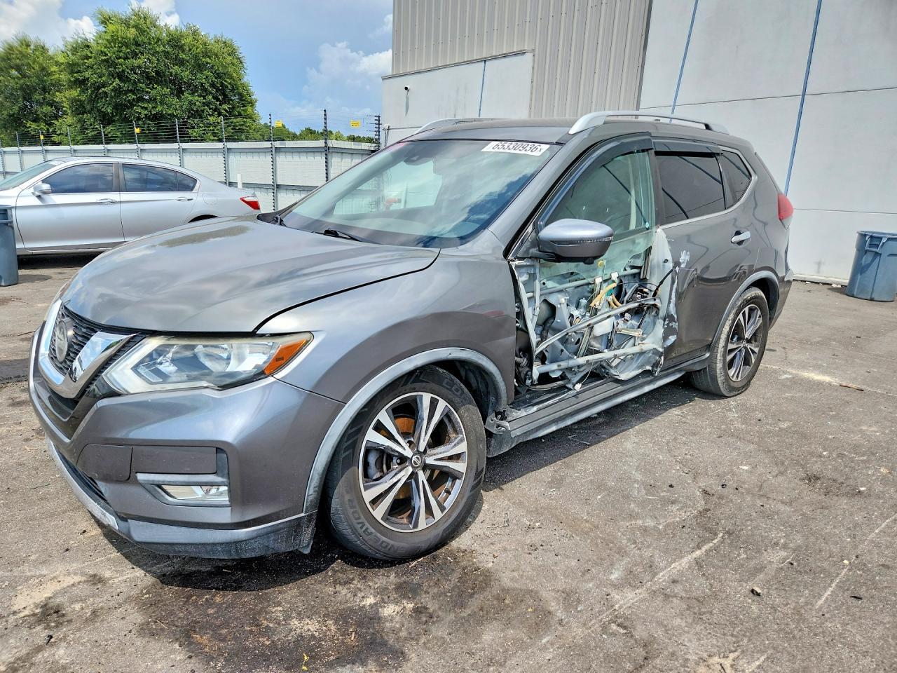 2018 NISSAN ROGUE SL