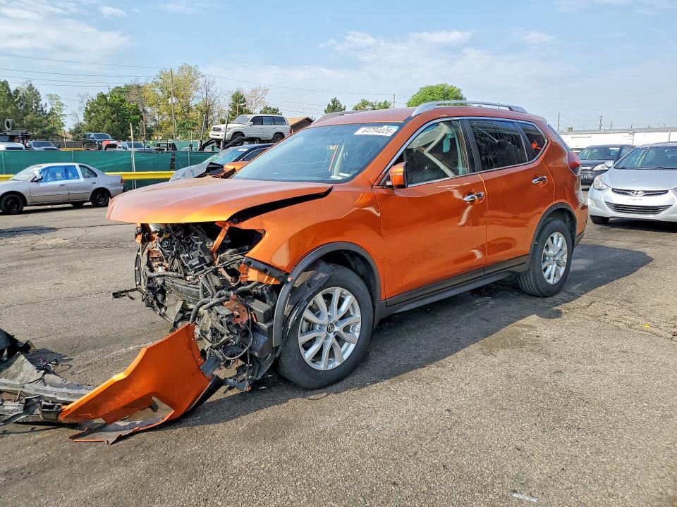 JN8AT2MVXJW328672 2018 NISSAN ROGUE photo no. 1