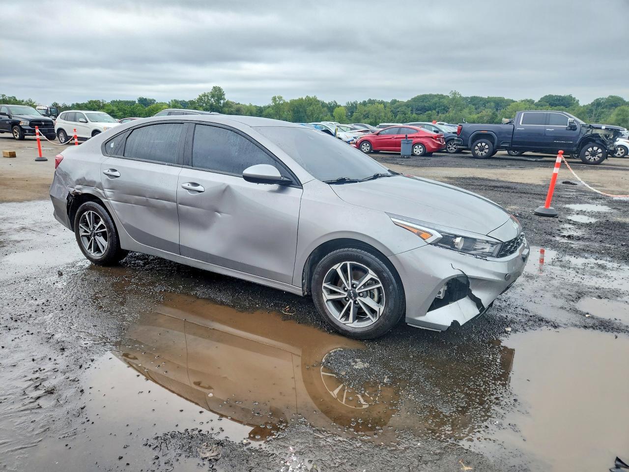 2023 KIA FORTE LXS — Фото 4 из 13