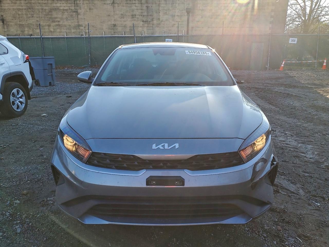 2023 KIA FORTE LXS — Фото 5 из 12