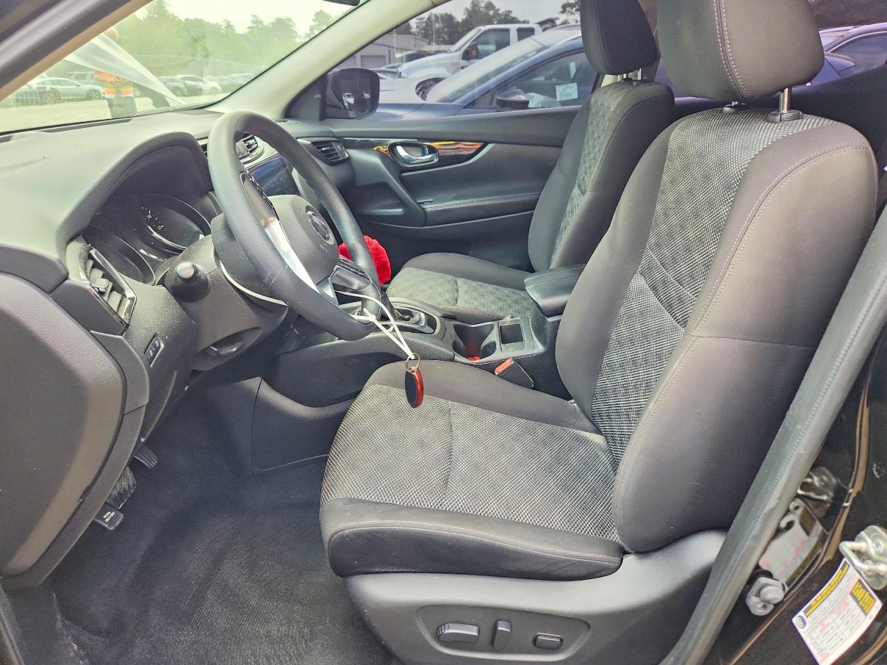 2018 NISSAN ROGUE SPORT SV — Фото 7 из 13