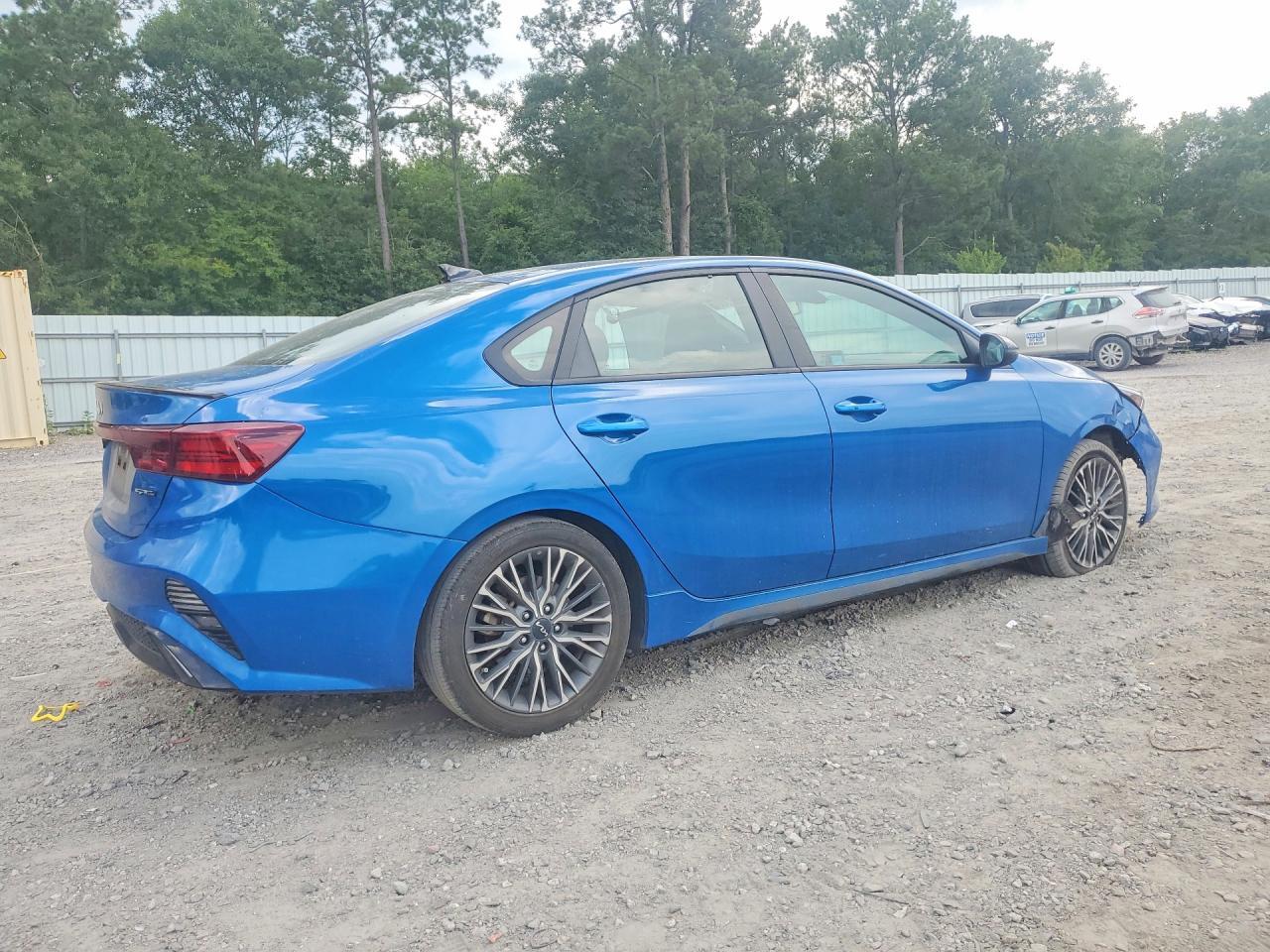 2023 KIA FORTE GT LINE — Фото 3 из 12