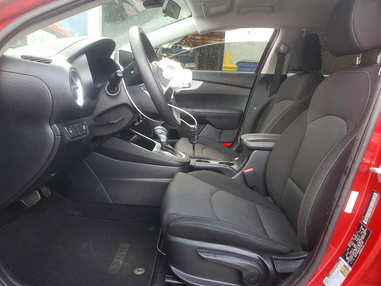 2023 KIA FORTE LXS — Фото 7 из 12