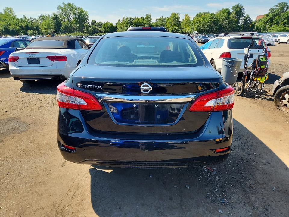 2015 NISSAN SENTRA S — Фото 6 из 12
