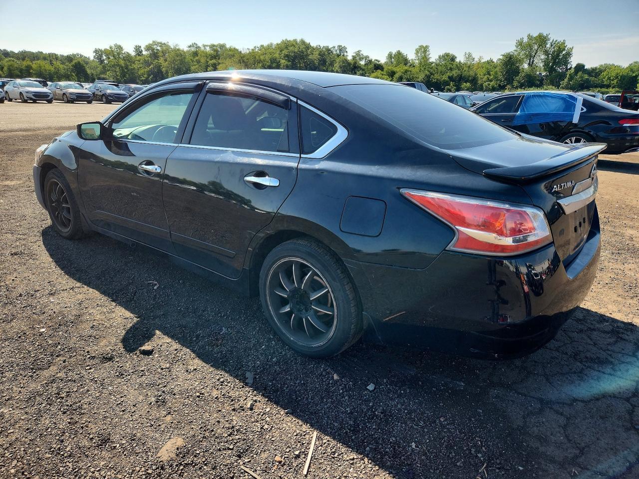 2015 NISSAN ALTIMA 2.5 S — Фото 2 из 13