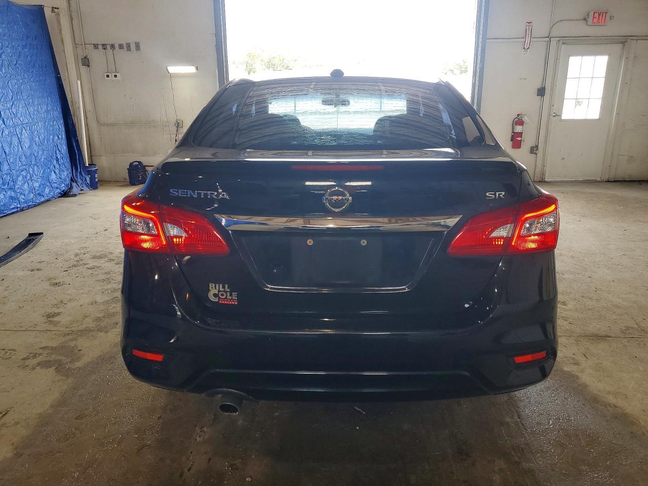2018 NISSAN SENTRA SR — Фото 6 из 12