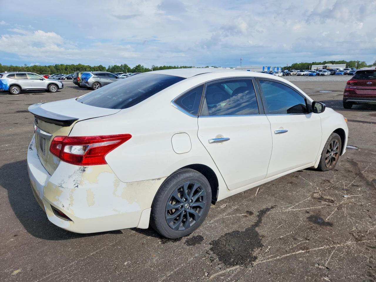 3N1AB7AP3JY341227 2018 NISSAN SENTRA photo no. 3