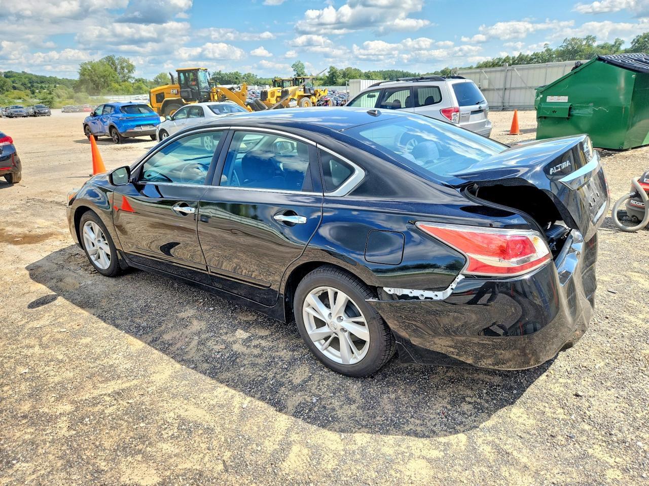 2015 NISSAN ALTIMA 2.5 SV — Фото 2 из 12