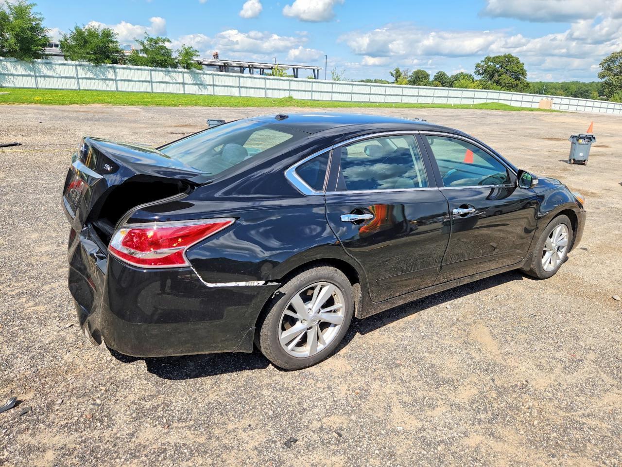 2015 NISSAN ALTIMA 2.5 SV — Фото 3 из 12