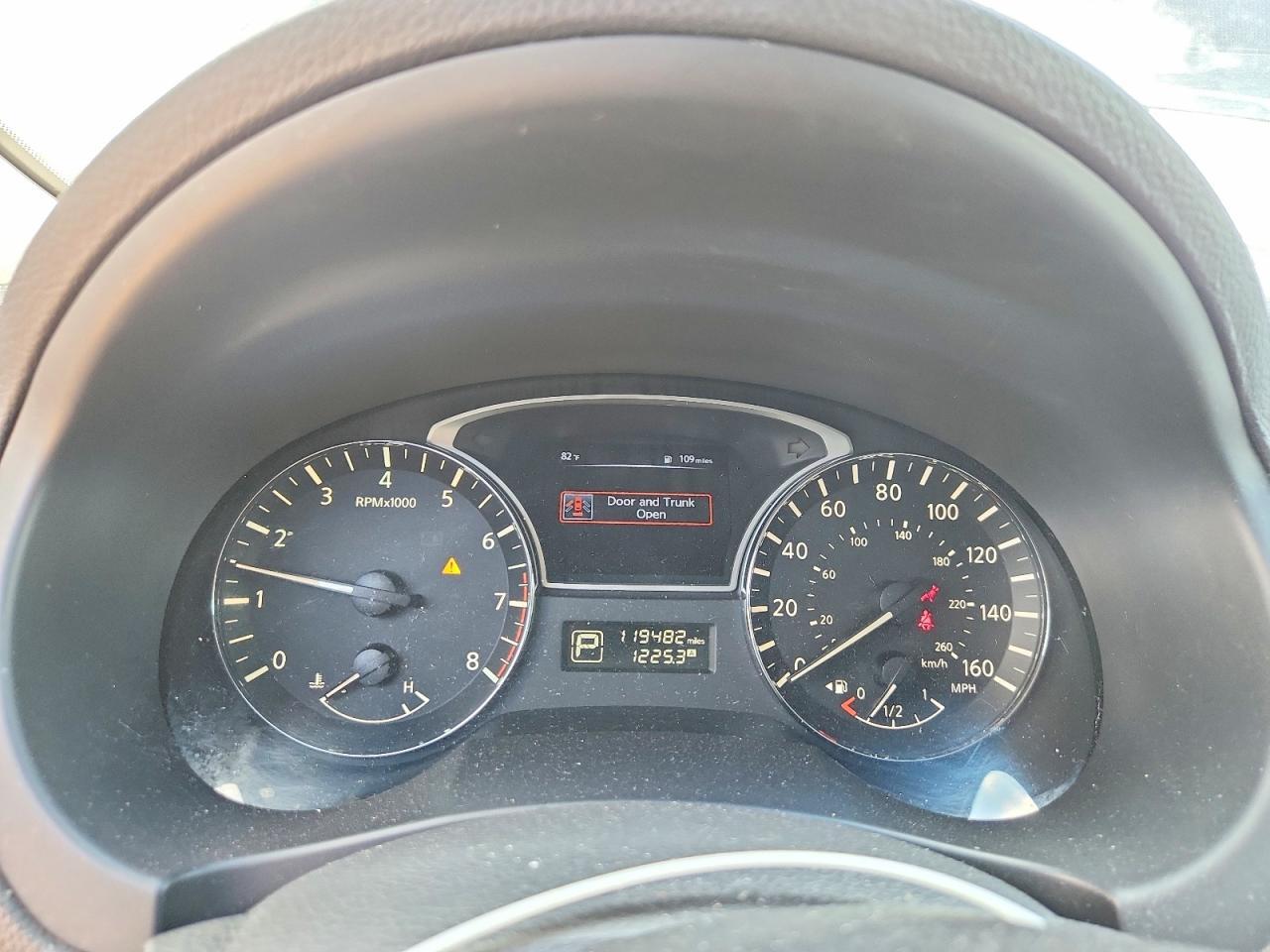 2015 NISSAN ALTIMA 2.5 SV — Фото 9 из 12