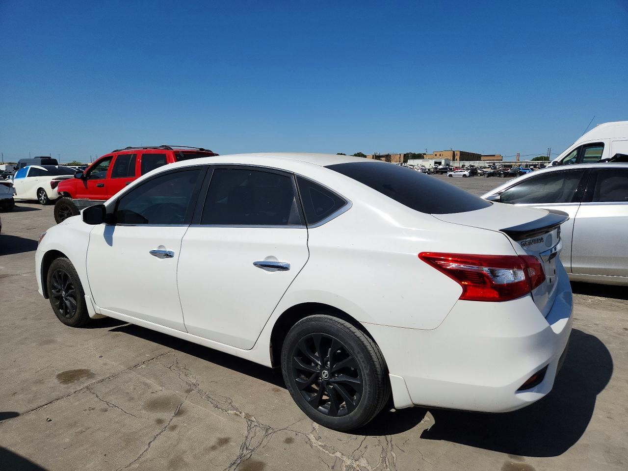 2018 NISSAN SENTRA S — Фото 2 из 12