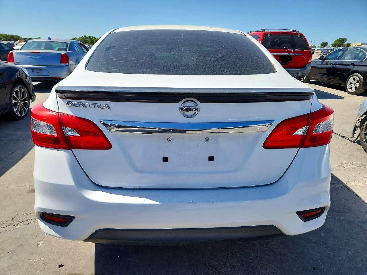 2018 NISSAN SENTRA S — Фото 6 из 12