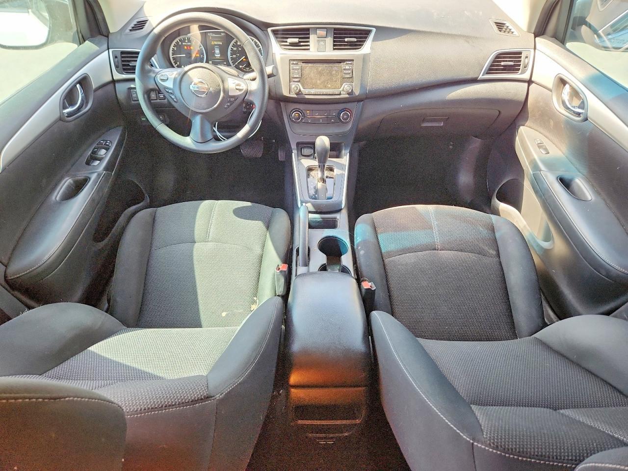 2018 NISSAN SENTRA S — Фото 8 из 12