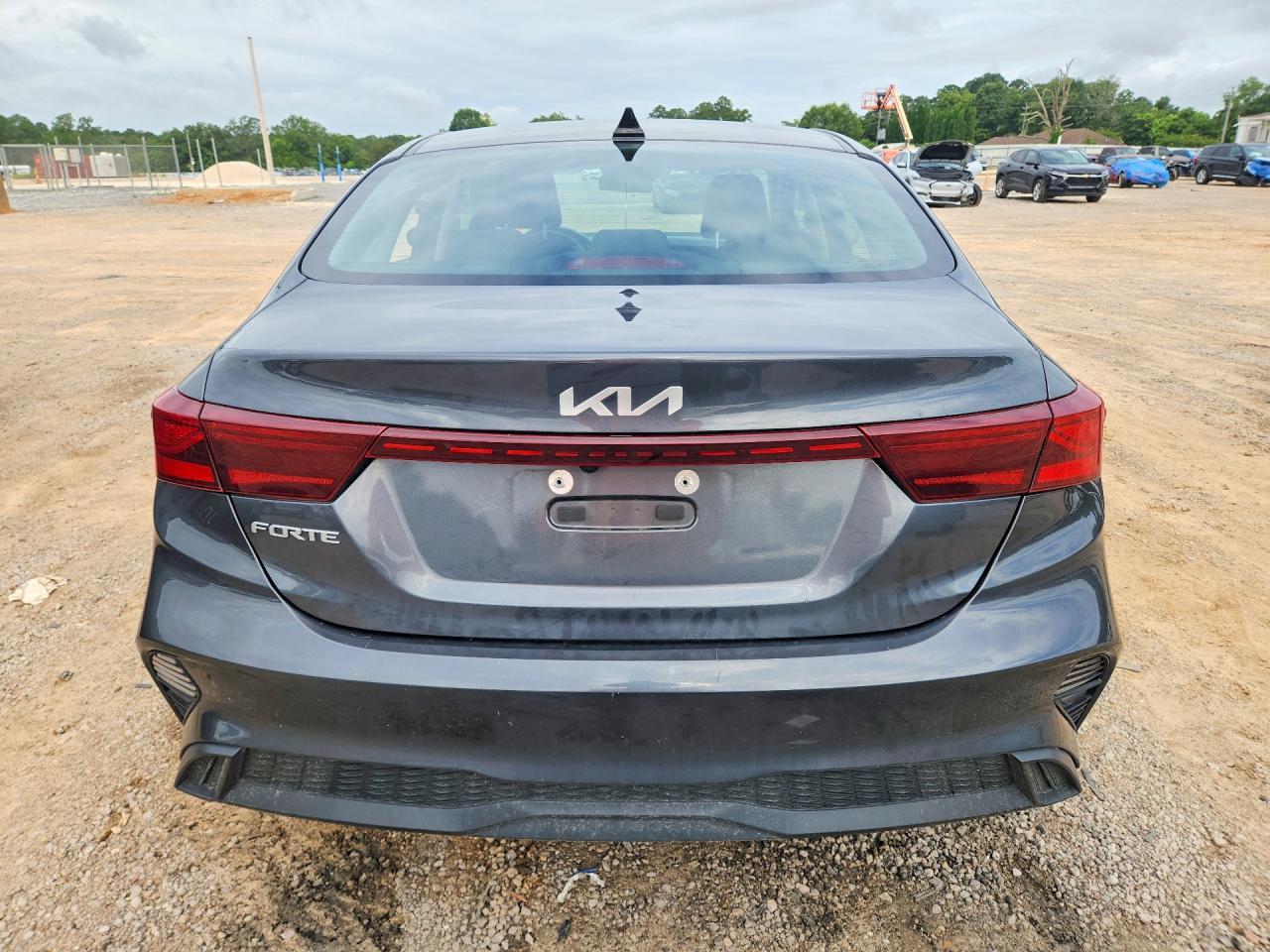2023 KIA FORTE LXS — Фото 6 из 12