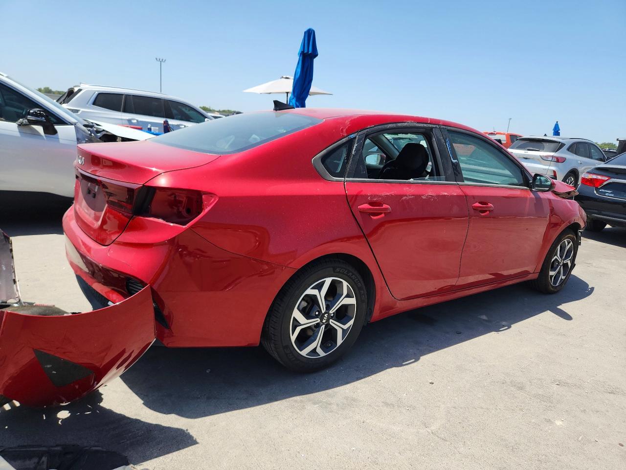 2023 KIA FORTE LXS — Фото 3 из 12