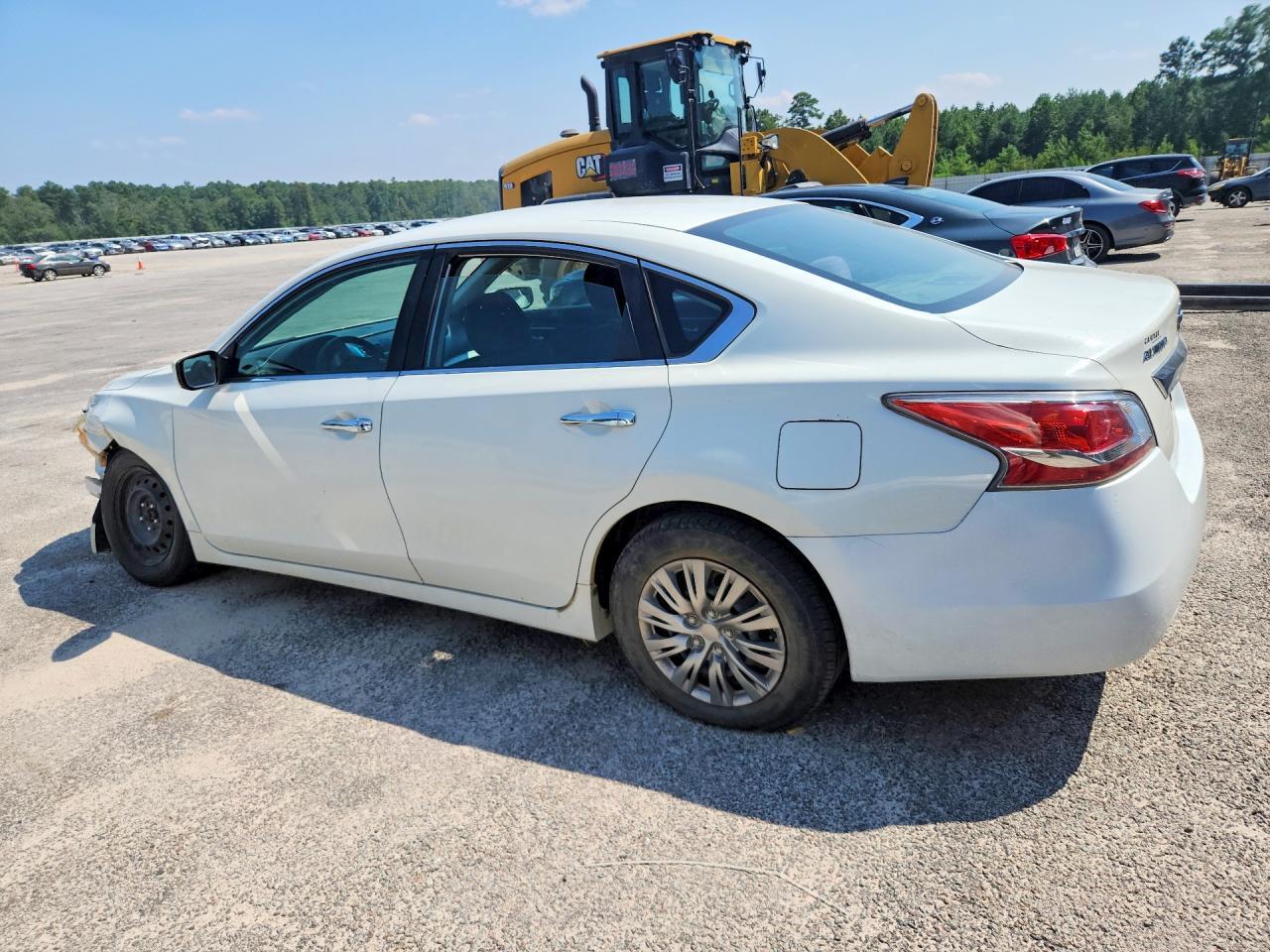 2015 NISSAN ALTIMA 2.5 S — Фото 2 из 13