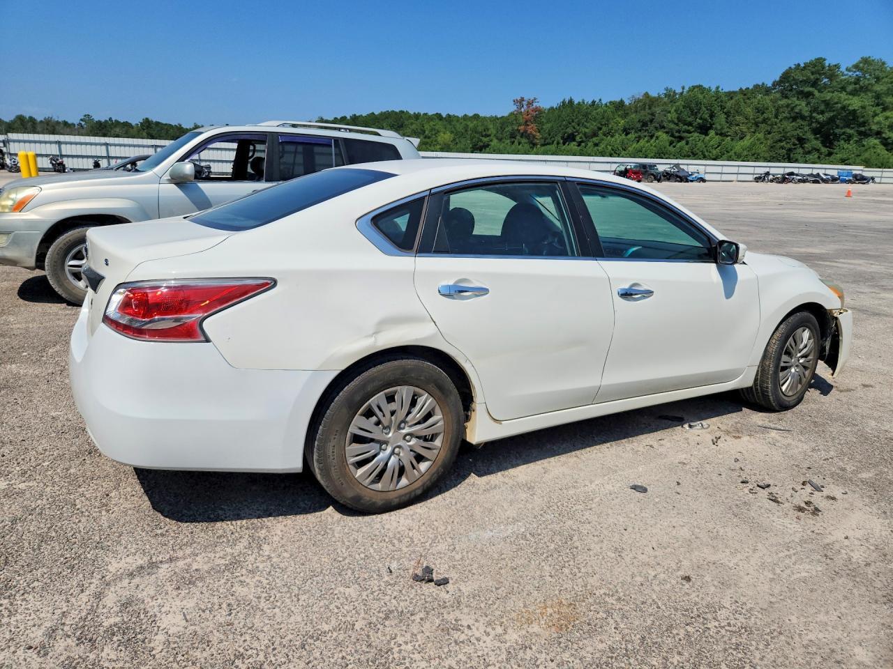 2015 NISSAN ALTIMA 2.5 S — Фото 3 из 13
