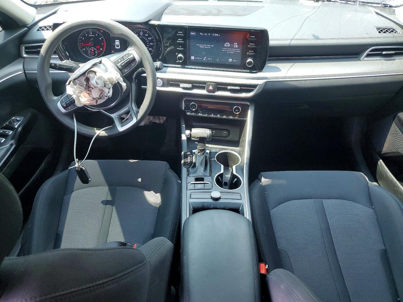 2023 KIA K5 LXS — Фото 8 из 12