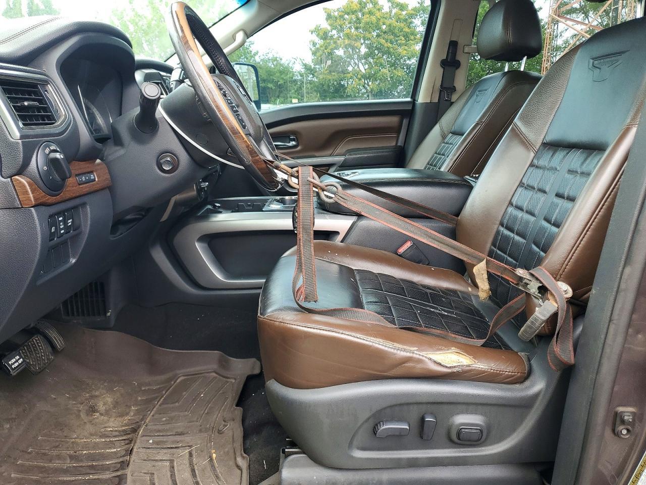 2018 NISSAN TITAN XD PLATINUM RESERVE — Фото 7 из 12