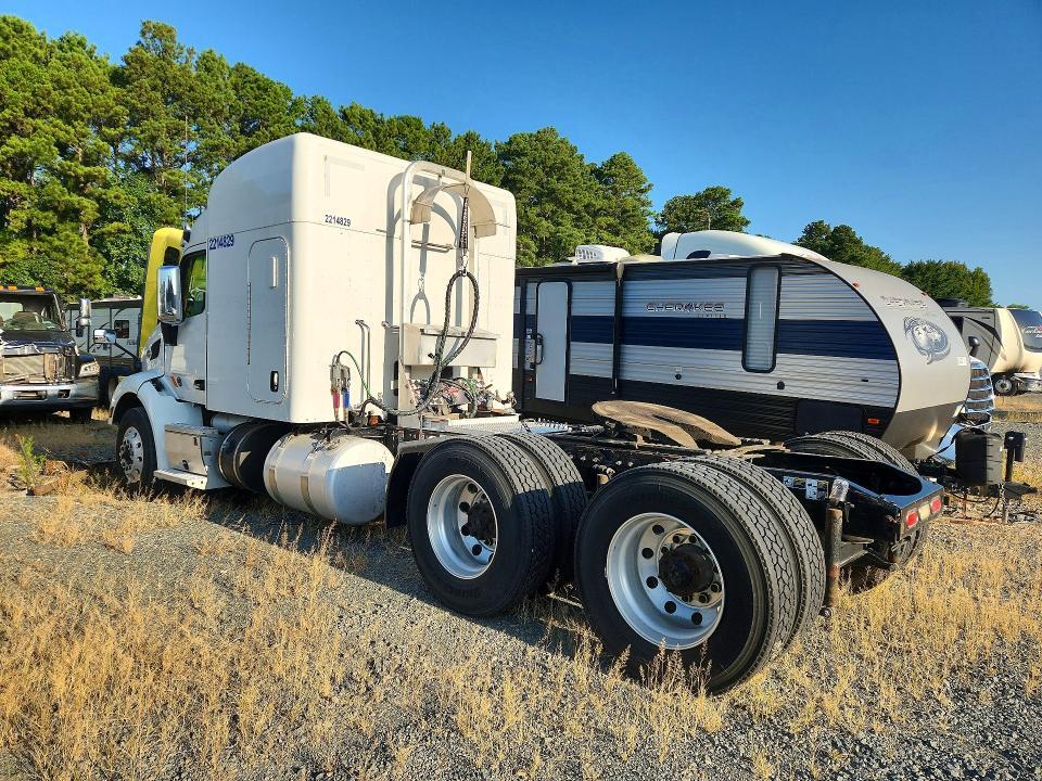 2018 PETERBILT 579 SEMI TRUCK — Фото 2 из 14