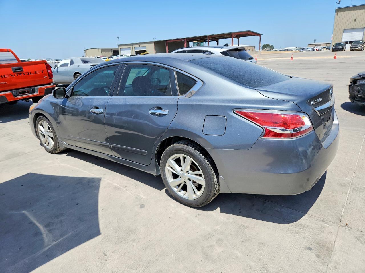 2015 NISSAN ALTIMA 2.5 SL — Фото 2 из 12