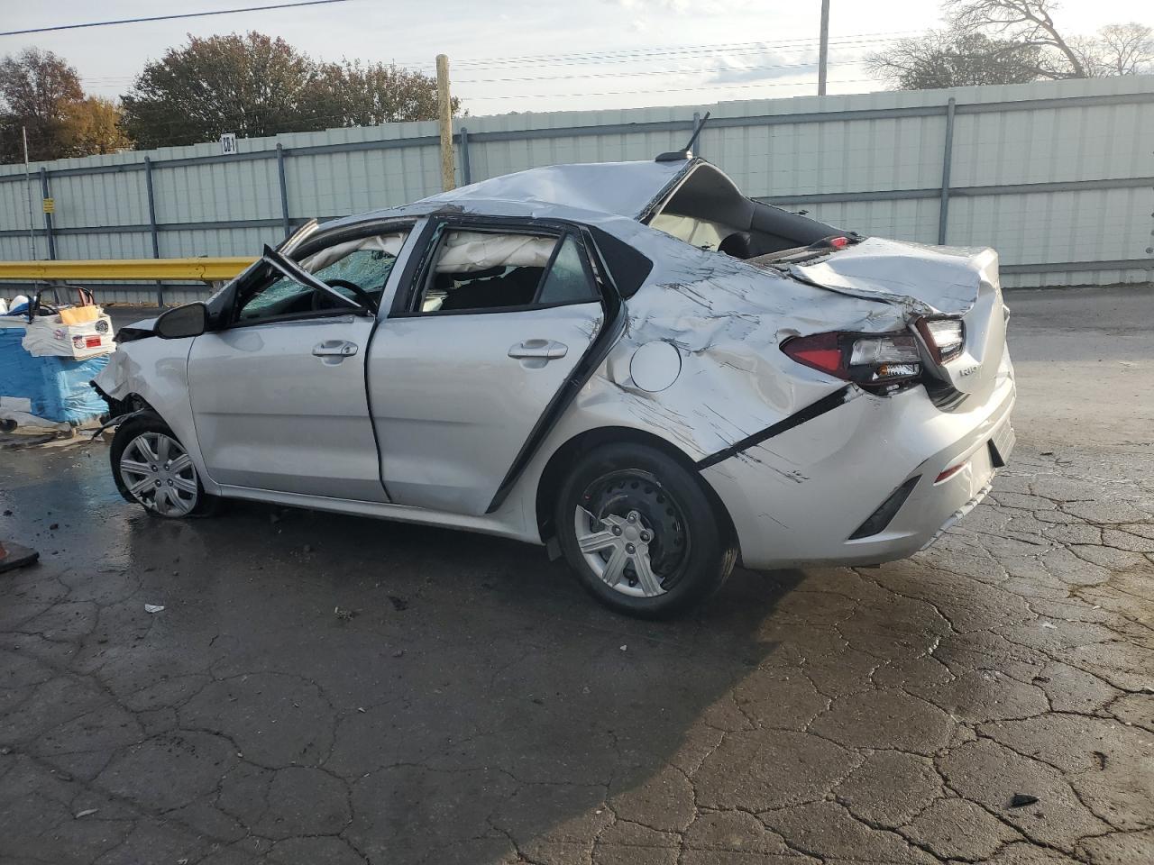 2023 KIA RIO LX — Фото 2 из 13
