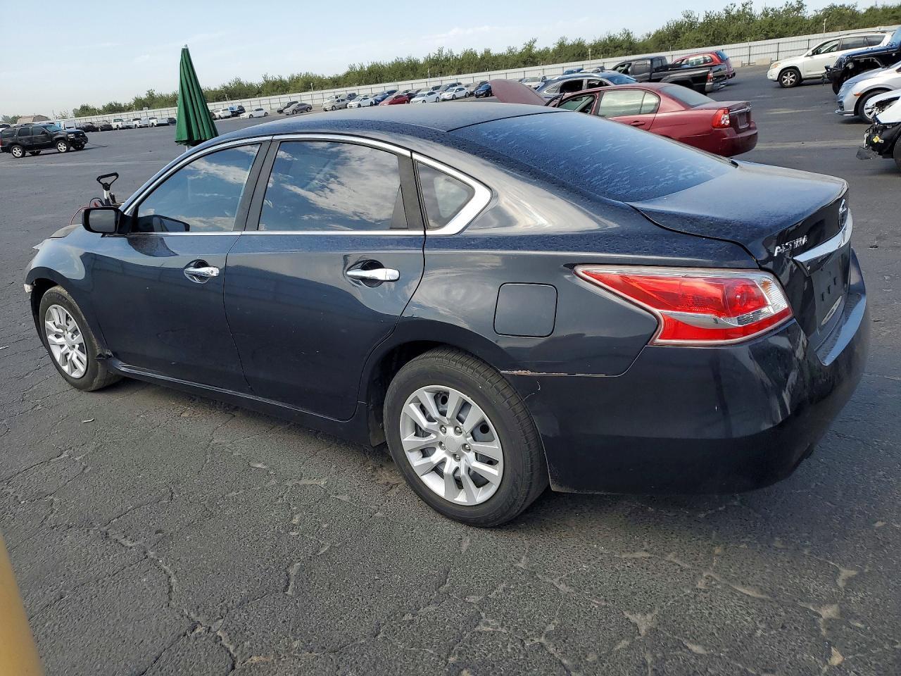 2015 NISSAN ALTIMA 2.5 S — Фото 2 из 13