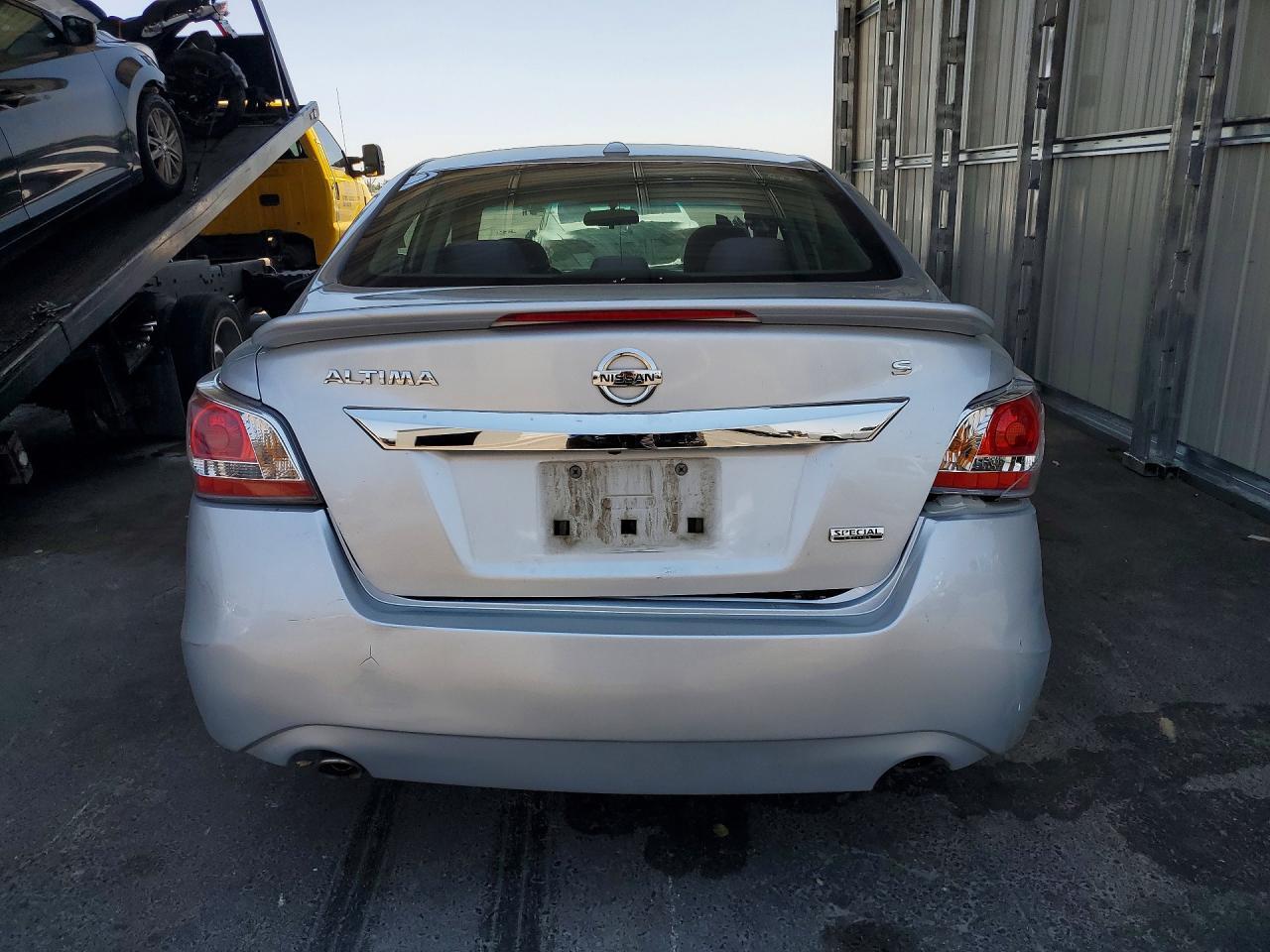 2015 NISSAN ALTIMA 2.5 S — Фото 6 из 12