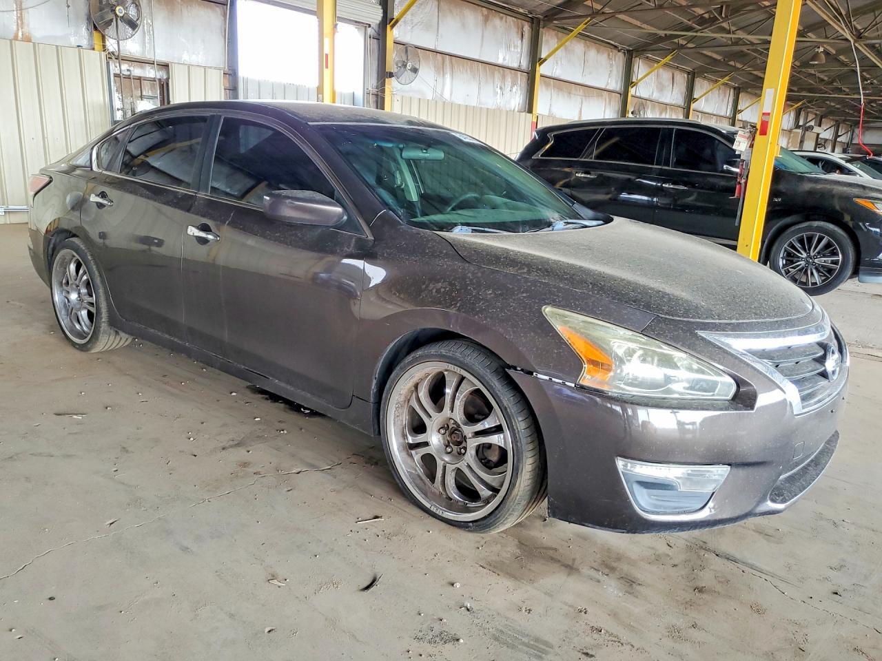 2015 NISSAN ALTIMA 2.5 S — Фото 4 из 12