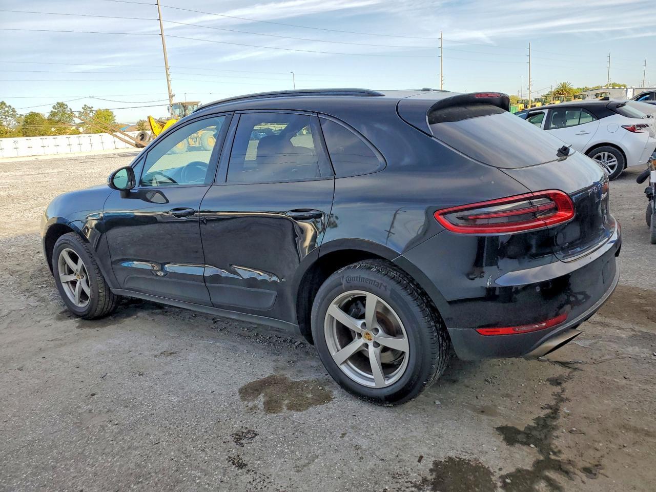 2018 PORSCHE MACAN — Фото 2 из 13