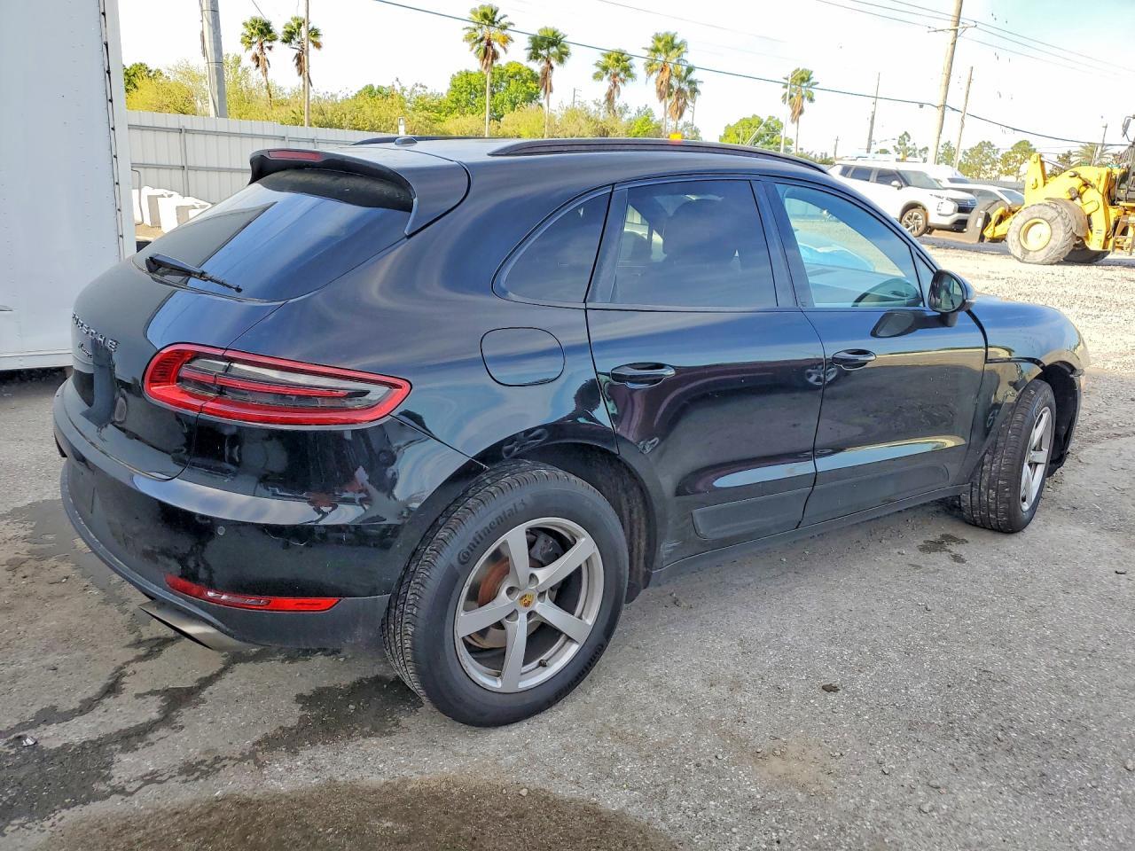 2018 PORSCHE MACAN — Фото 3 из 13