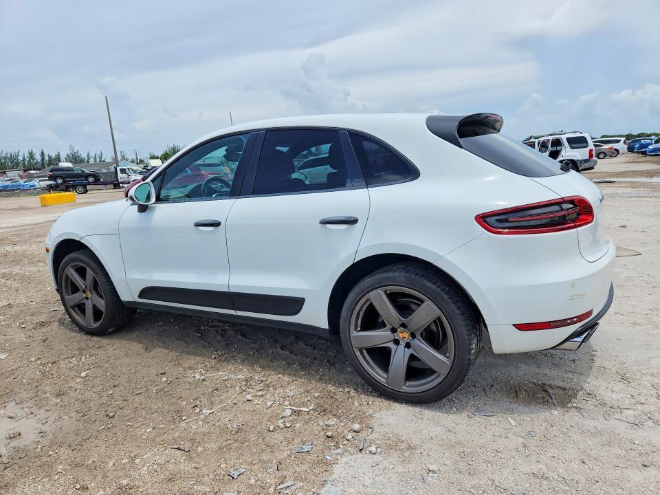 2018 PORSCHE MACAN — Фото 2 из 13