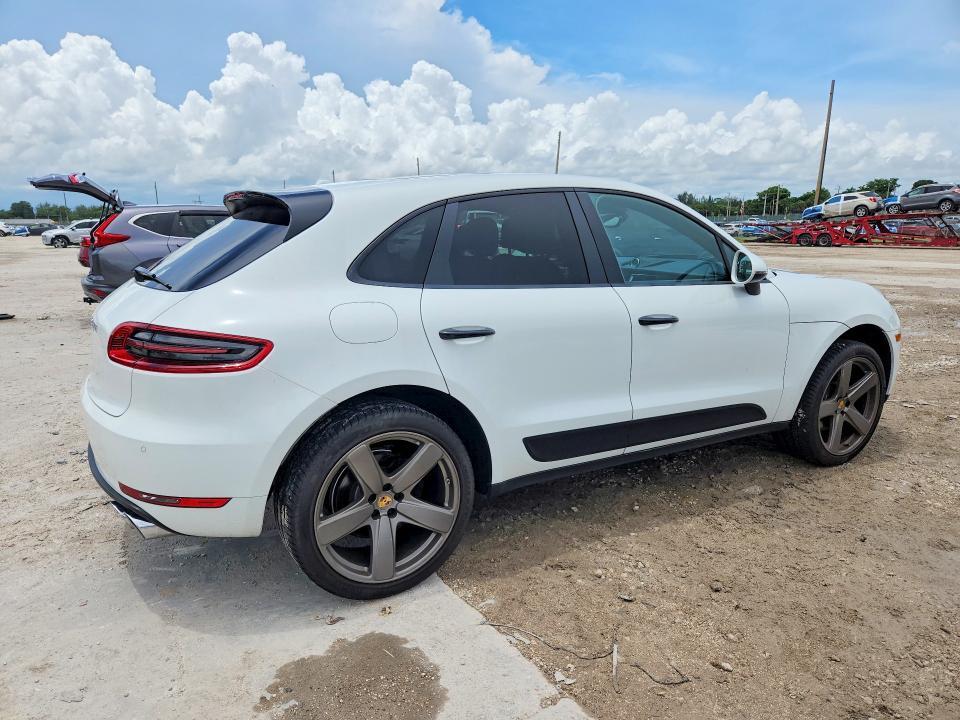 2018 PORSCHE MACAN — Фото 3 из 13