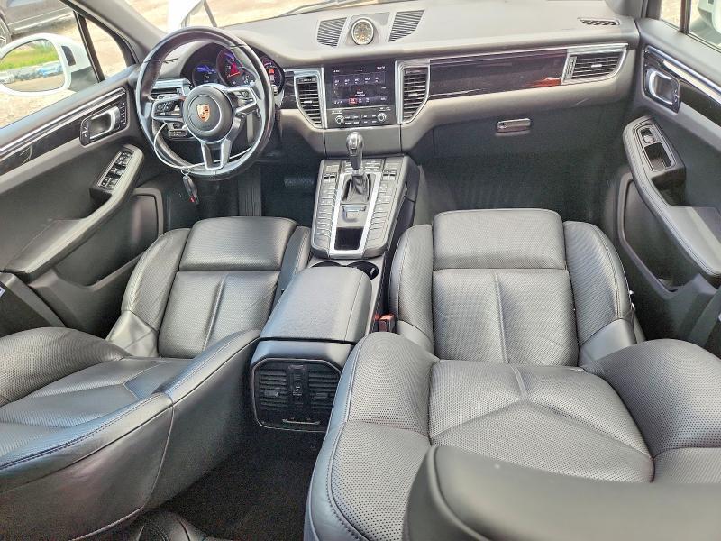 2018 PORSCHE MACAN — Фото 8 из 13