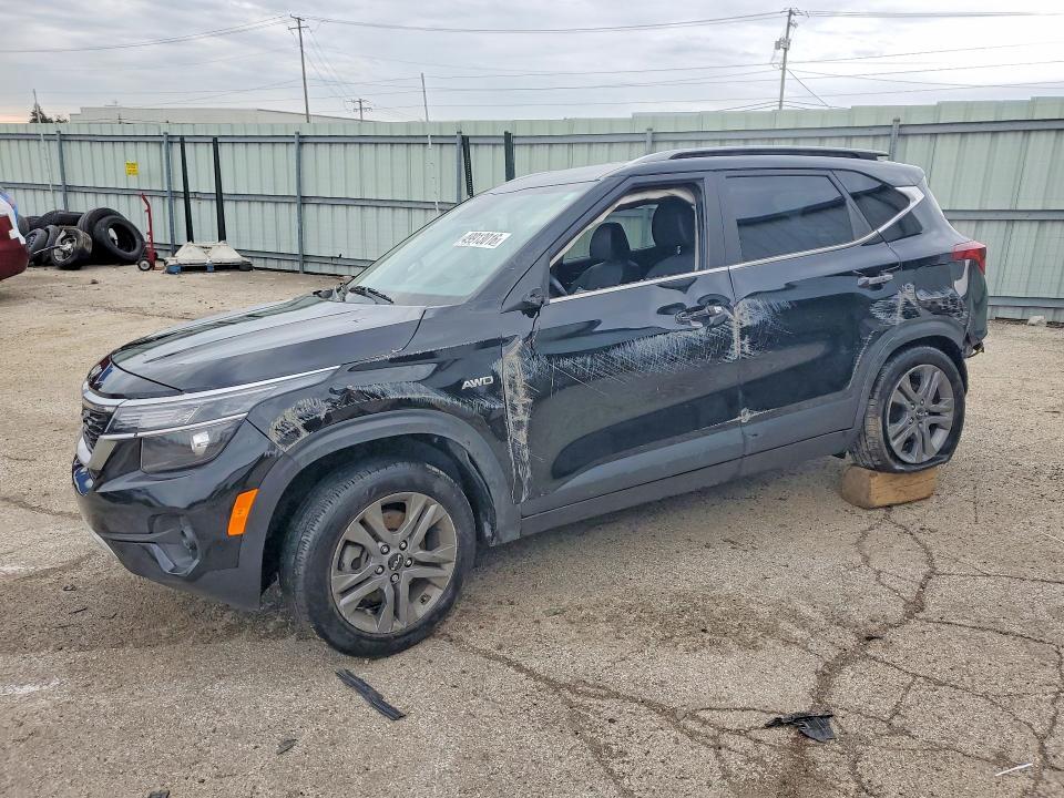 2023 KIA SELTOS KNDEUCAA2P7457915