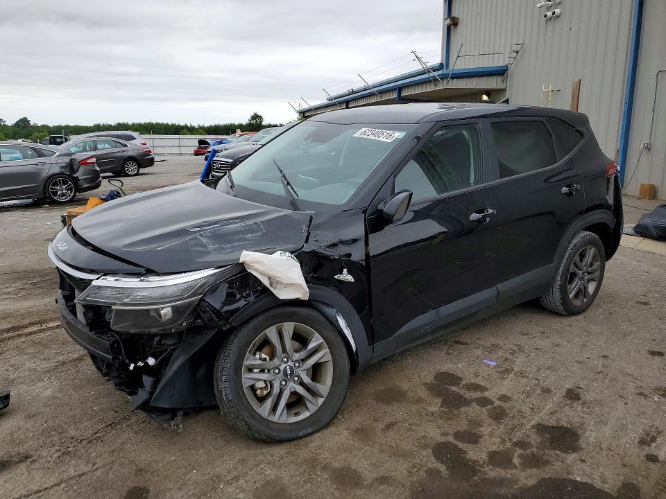 2023 KIA SELTOS KNDEPCAA6P7414797